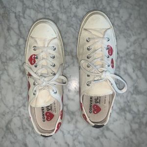 CDG multiple heart low top converse